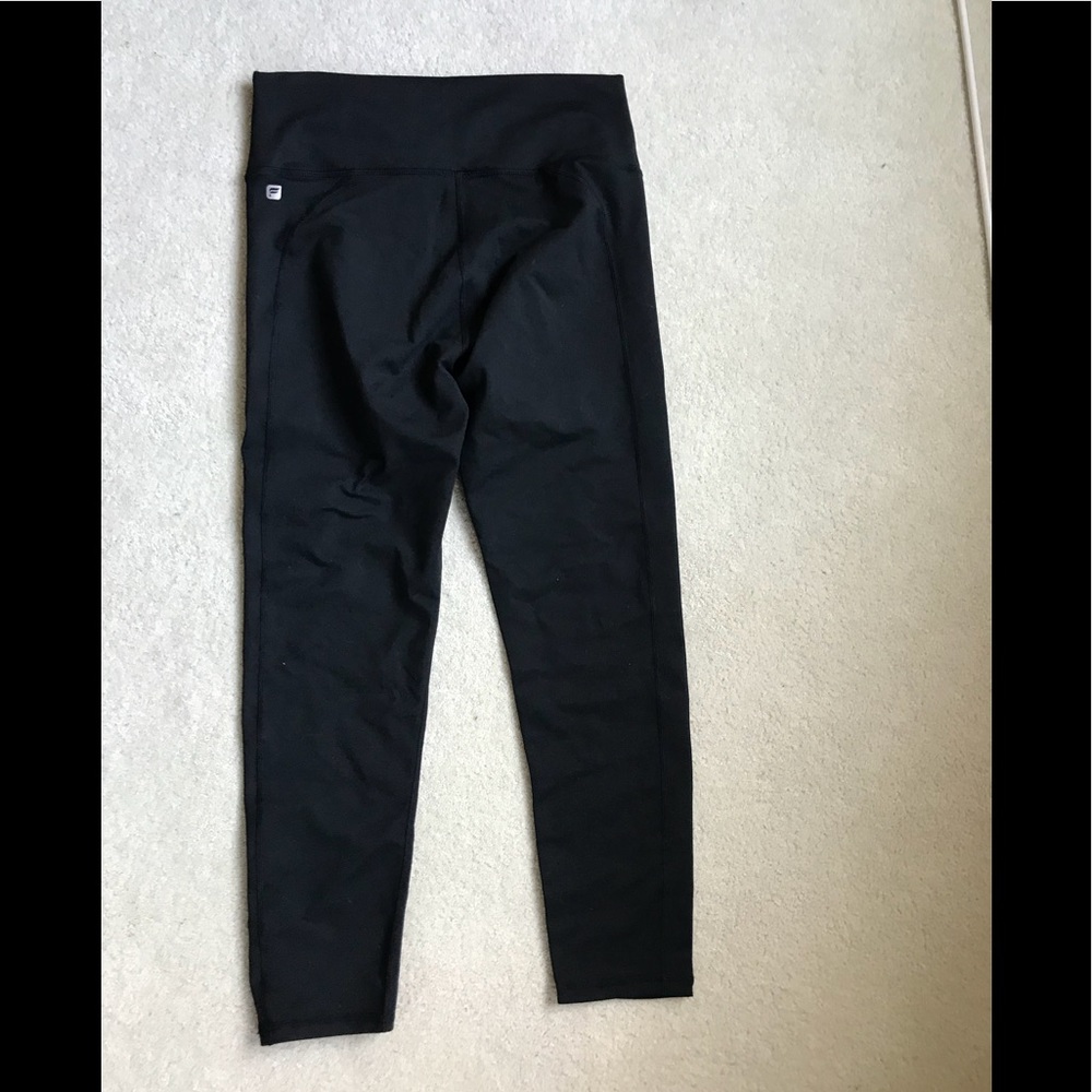 Capri exercise leggings
